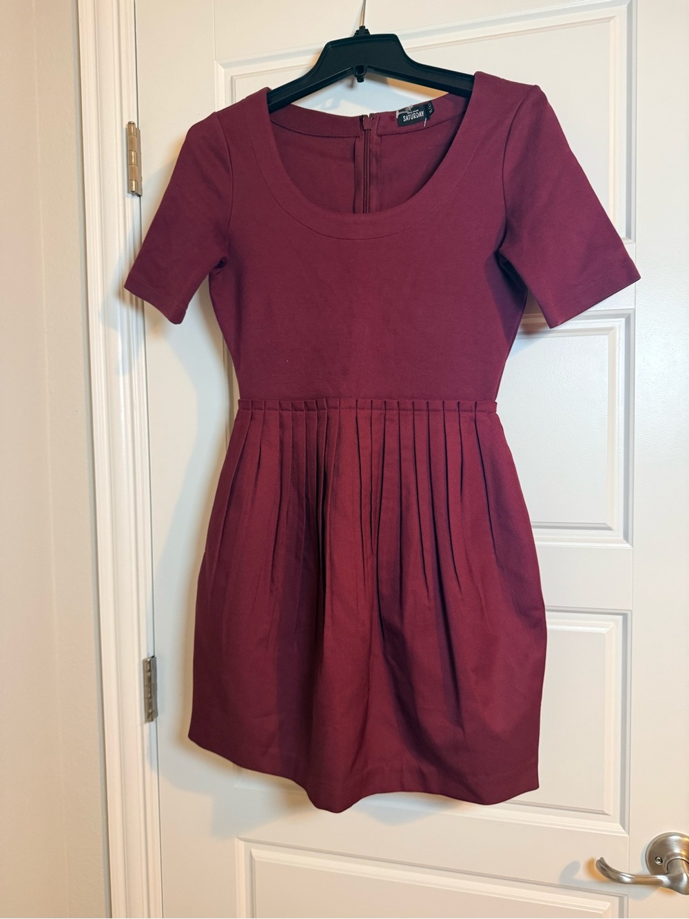 Kade Spade Saturday Short Sleeve Pleated Skirt Dress in Burgundy